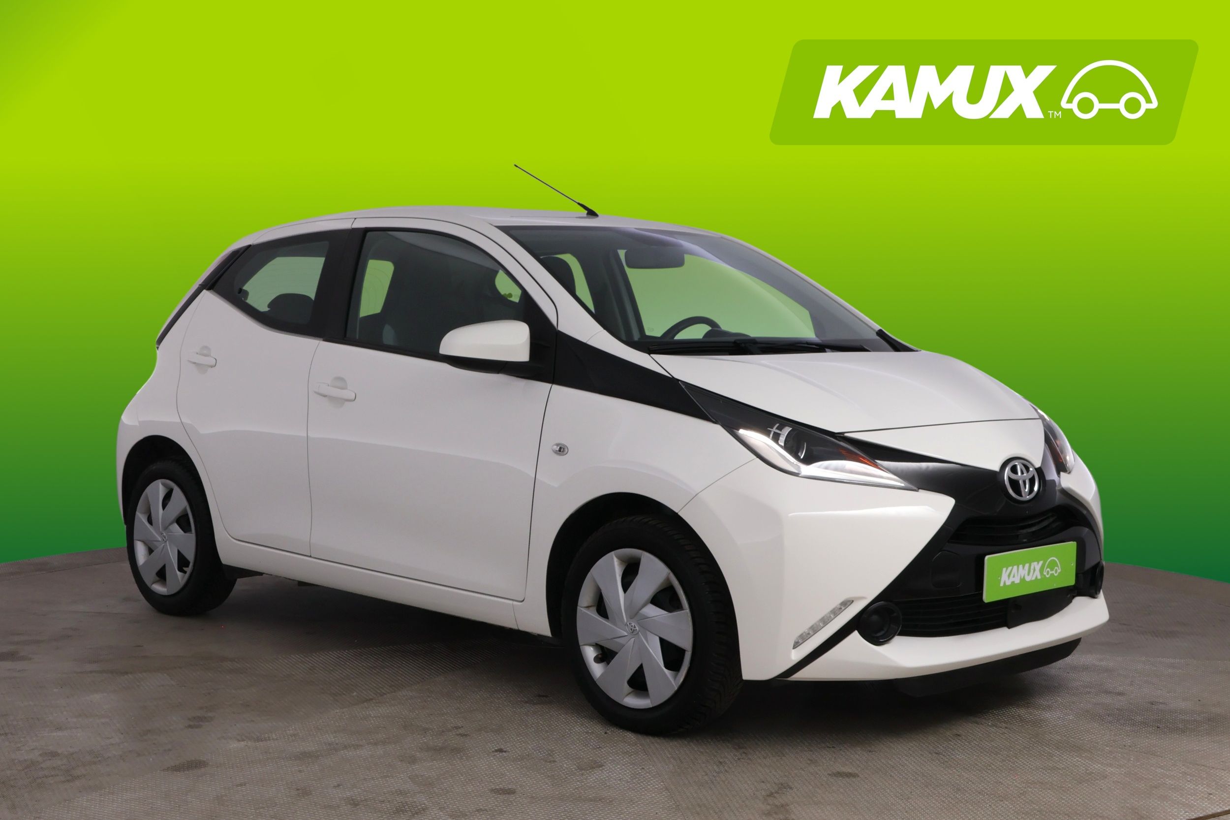Toyota Aygo 1,0 VVT-i x-play 5ov *2-OM. SUOMI-AUTO!*