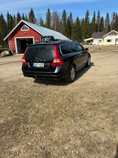 Volvo V70 2,4D Summum Business aut 2008, kuva 5/10