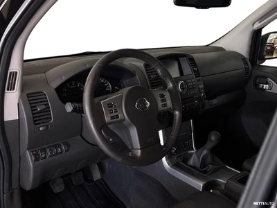Nissan Navara 2012, photo 7/24