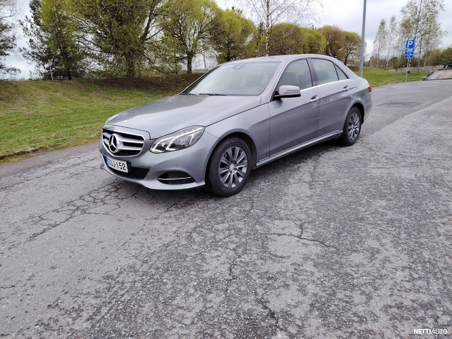 Mercedes-Benz E