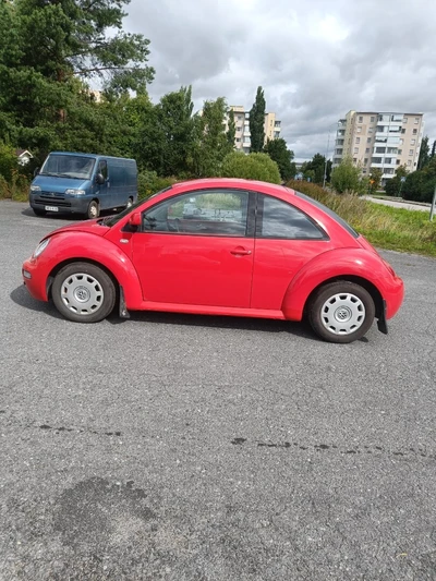 Volkswagen New Beetle 1999, photo 7/18