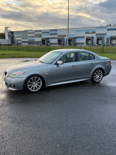 BMW 530 dA 2004, kuva 2/12