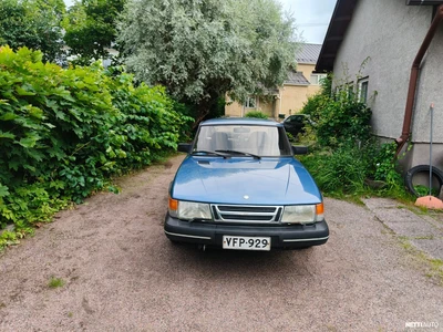 Saab 900 1992, photo 2/6
