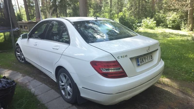 Mercedes-Benz C CDI BE Premium Business 2013, photo 7/14