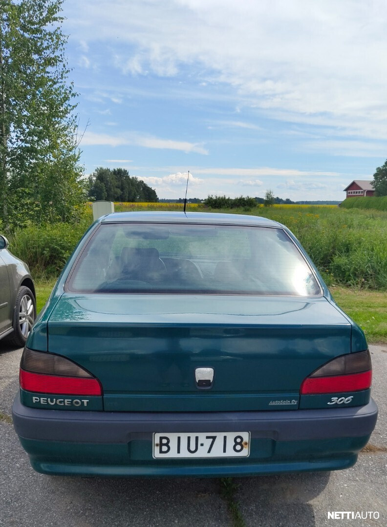 Peugeot 306