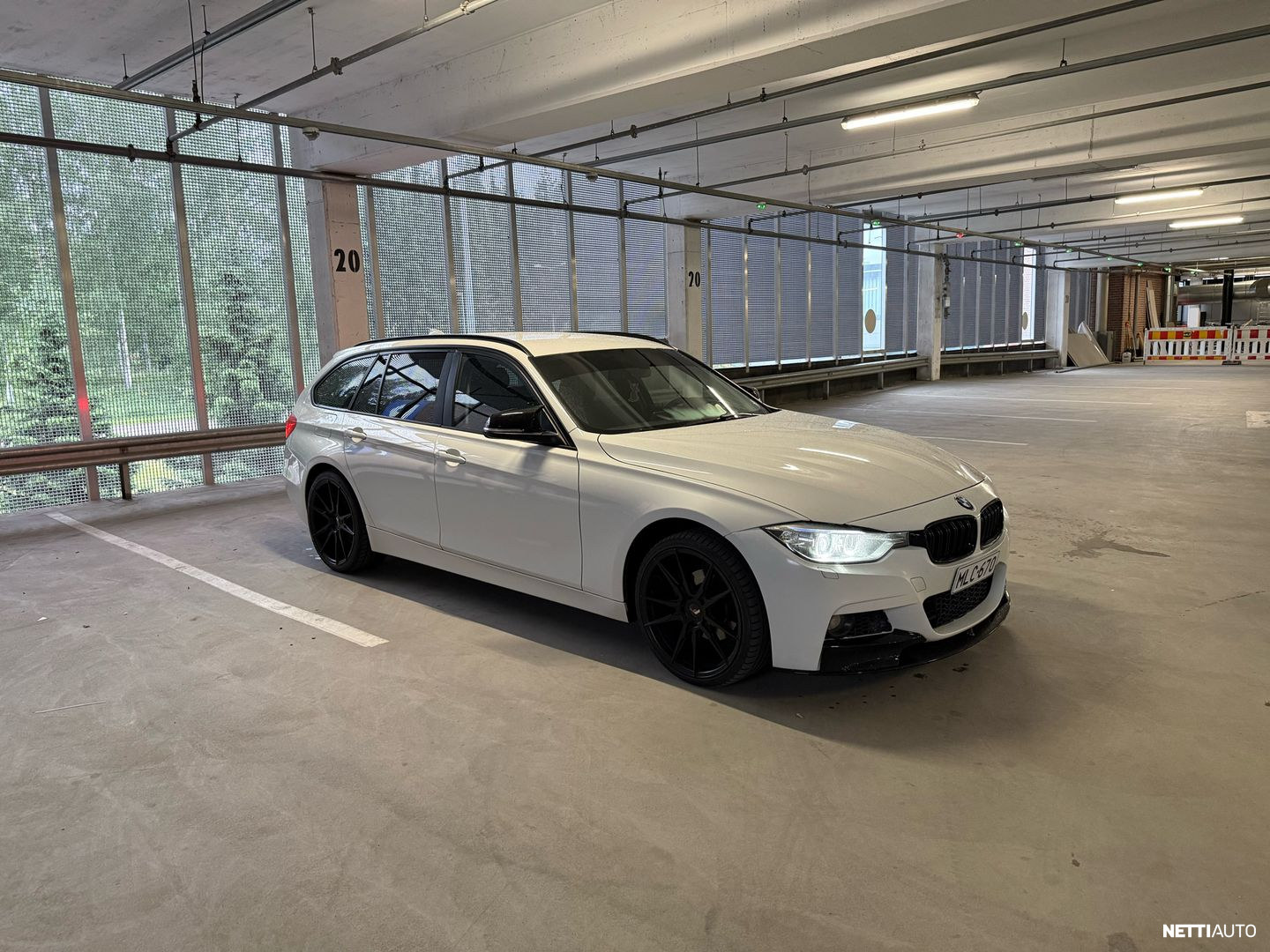 BMW 318