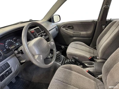 Suzuki Vitara 2003, kuva 6/30