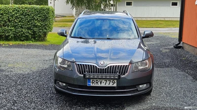 Skoda Superb 2015, kuva 6/18