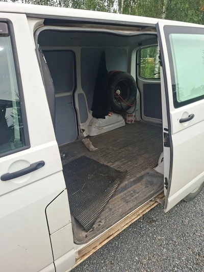 Volkswagen Transporter Ohjaus oikealla 2012, photo 7/7