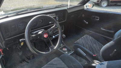 Toyota Corolla 1976, kuva 8/8