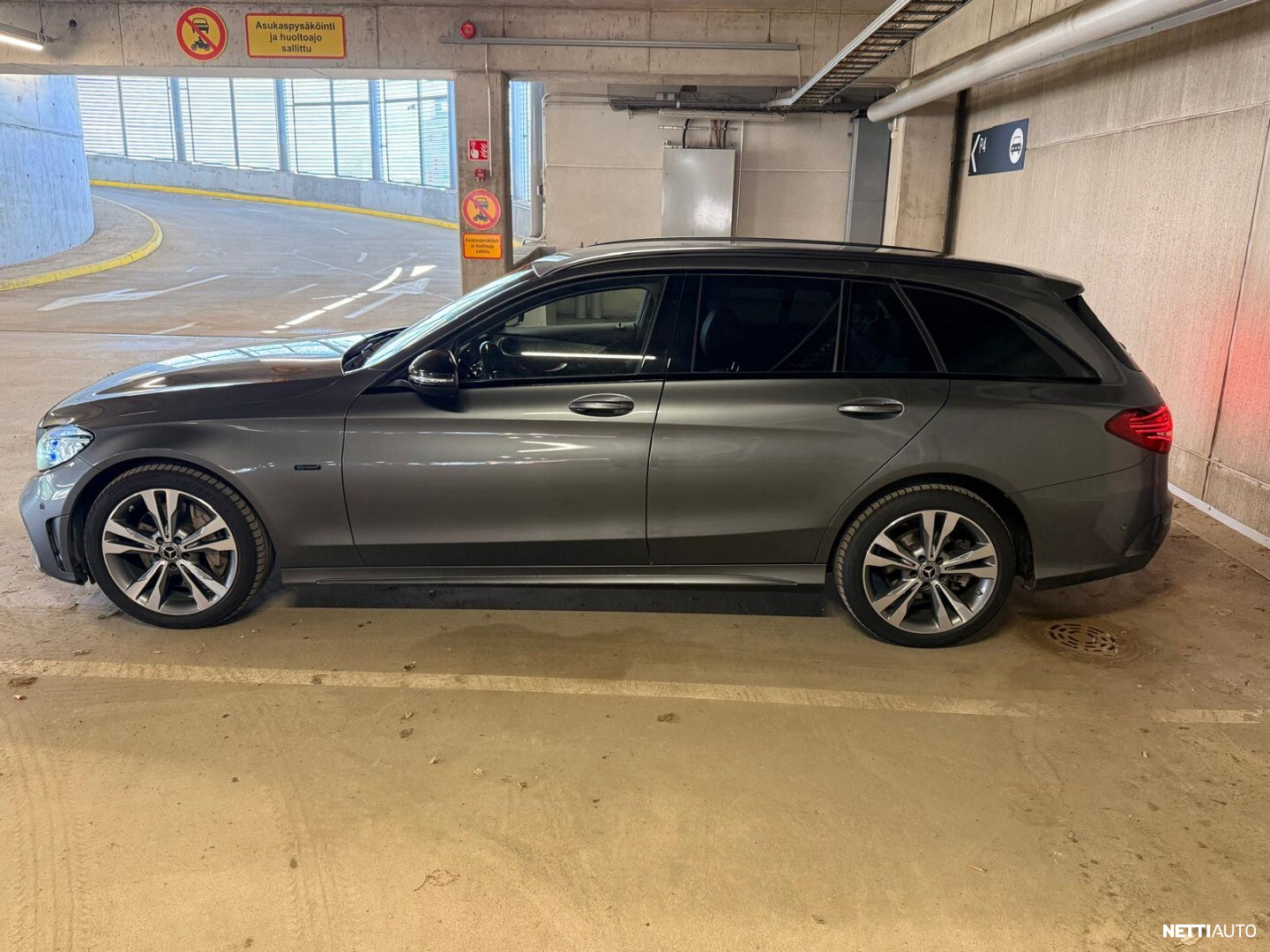 Mercedes-Benz C 2021, photo 3/7