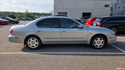 Nissan Maxima QX 3,0 V6 XL 2004, kuva 3/10