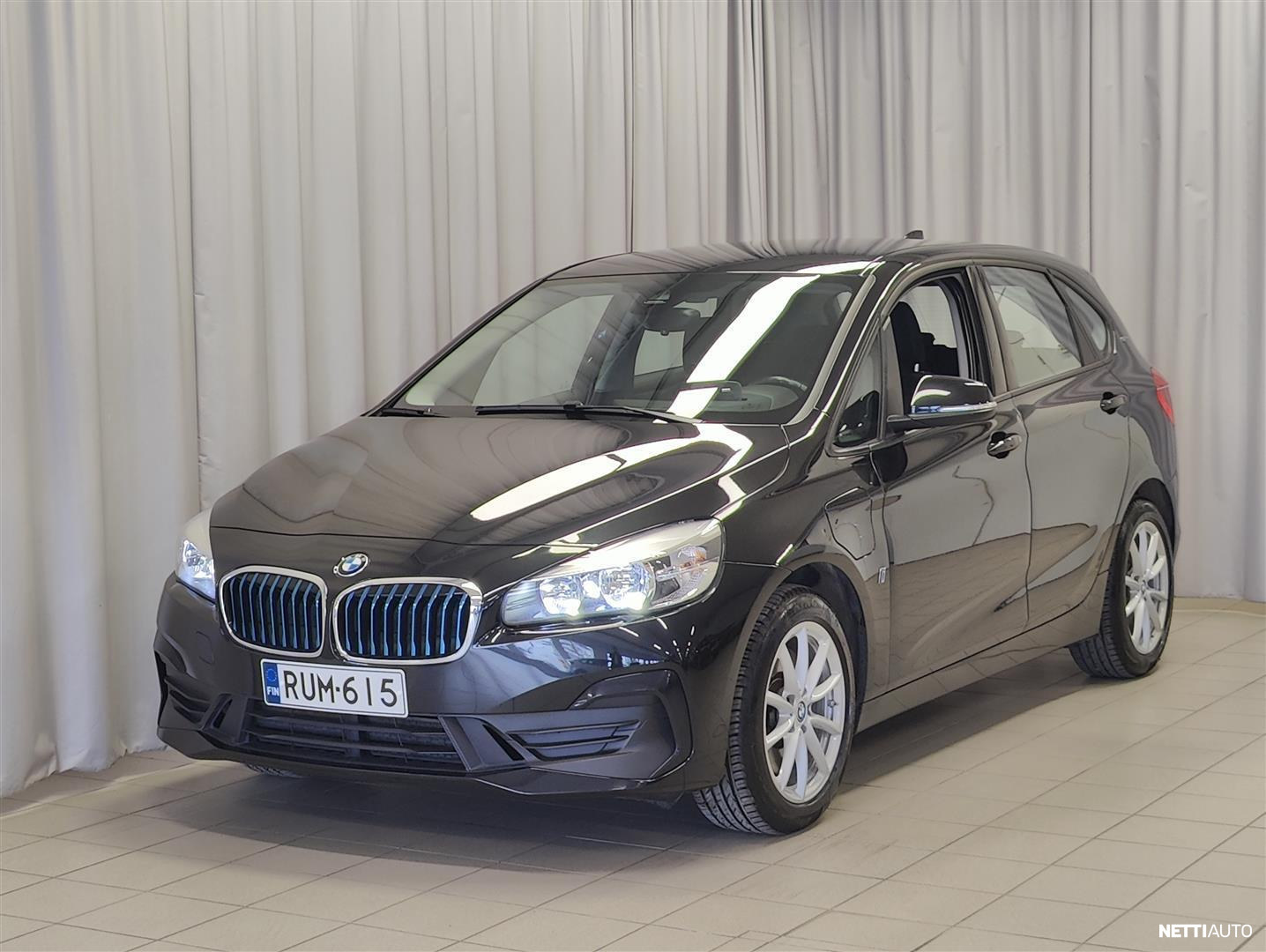 BMW 225