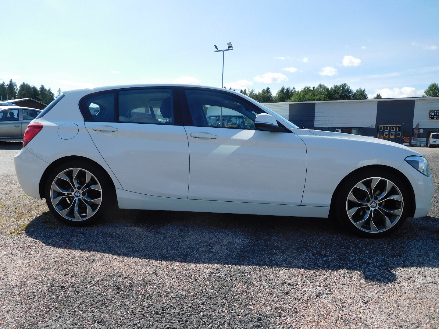 BMW 114