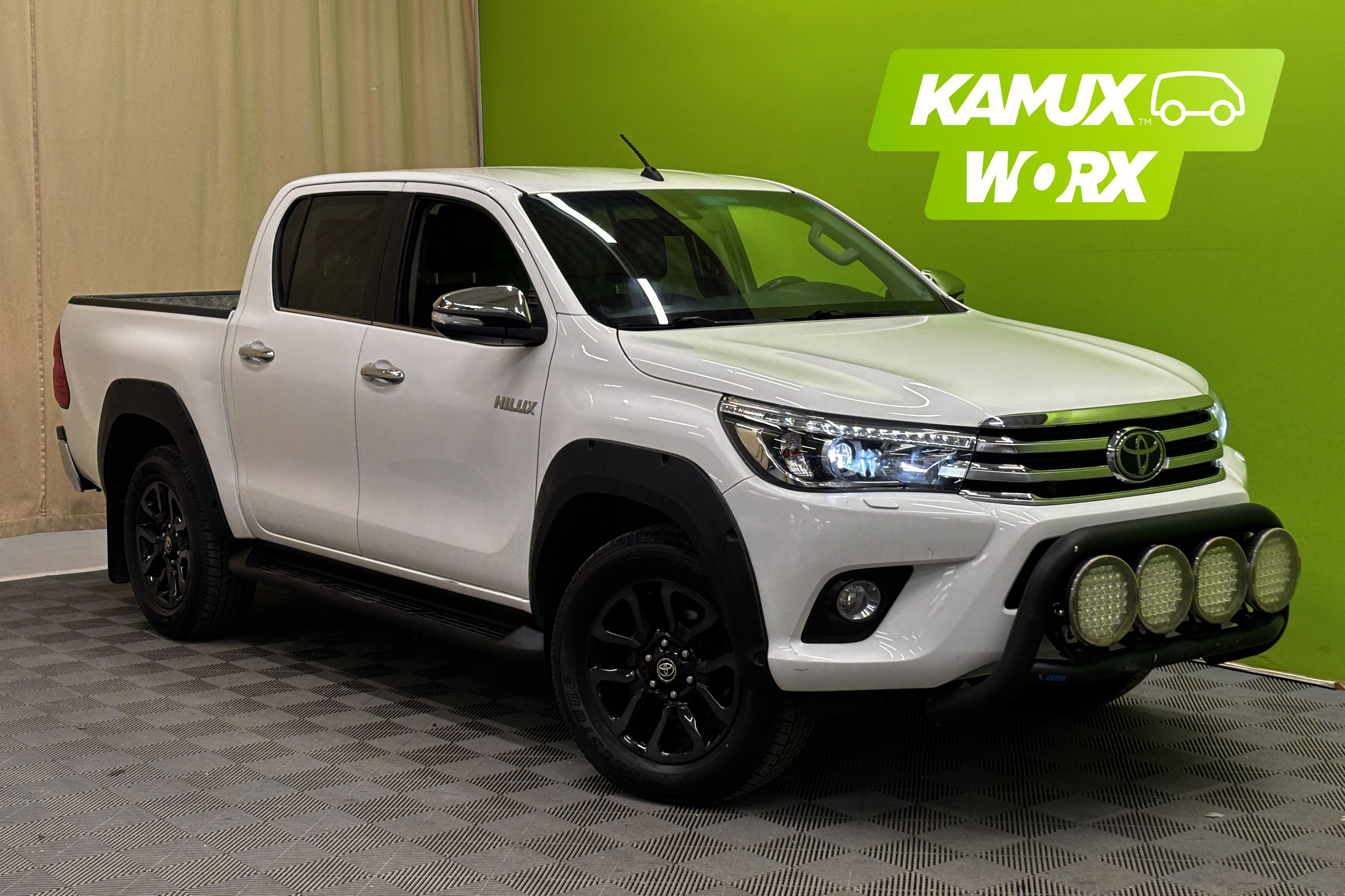 Toyota Hilux 2017, photo 1/28