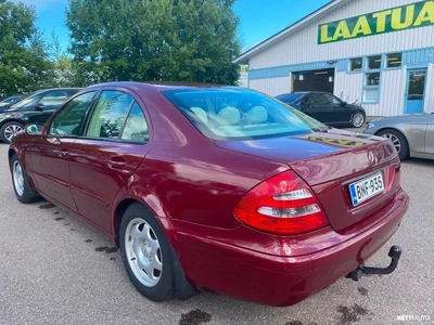 Mercedes-Benz E 2004, kuva 6/10