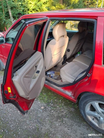 Volvo V70 1997, photo 4/15