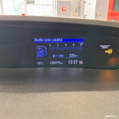 Honda Civic 5D 1,4i Comfort 2015, photo 7/15