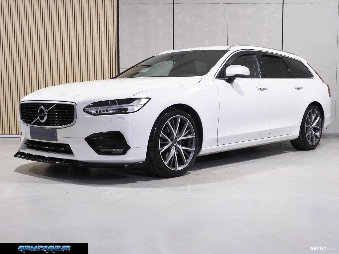 Volvo V90