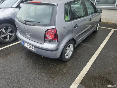 Volkswagen Polo Trendline 1,4 59 kW 4d 2008, kuva 3/19