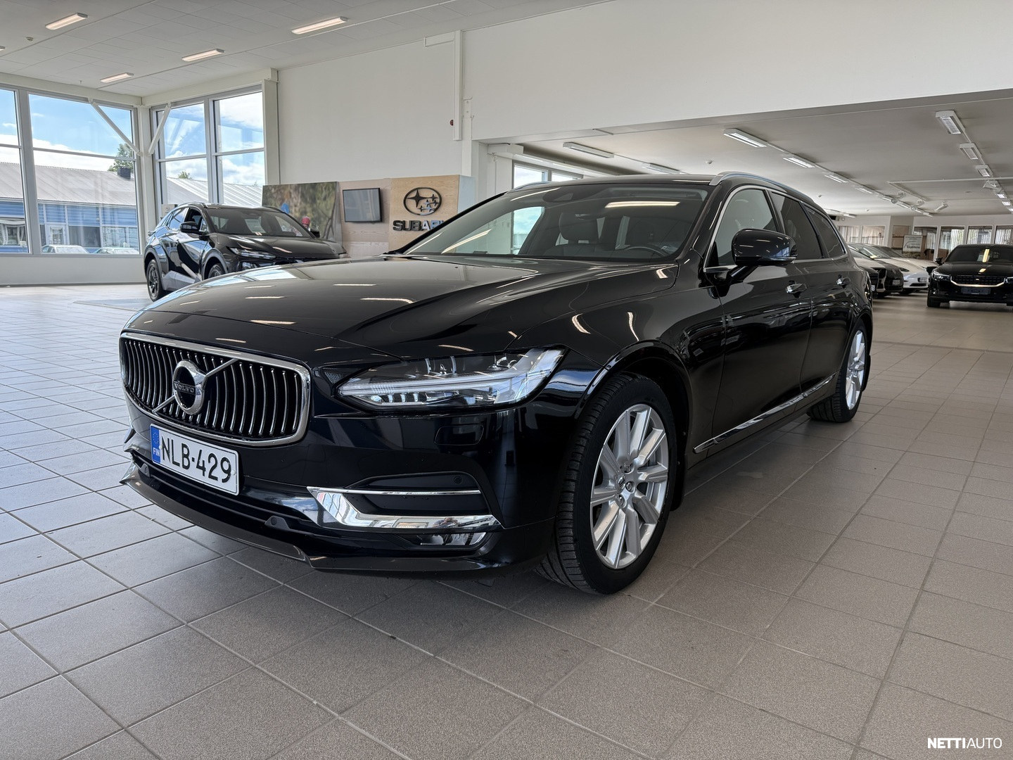 Volvo V90