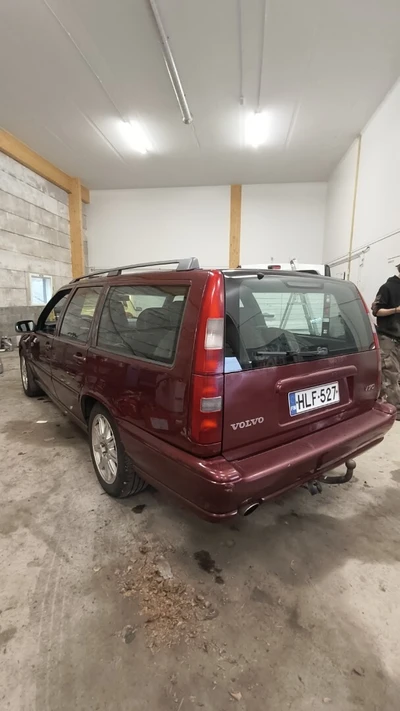 Volvo V70 Sportswagon 2,4 10V 1999, kuva 5/13