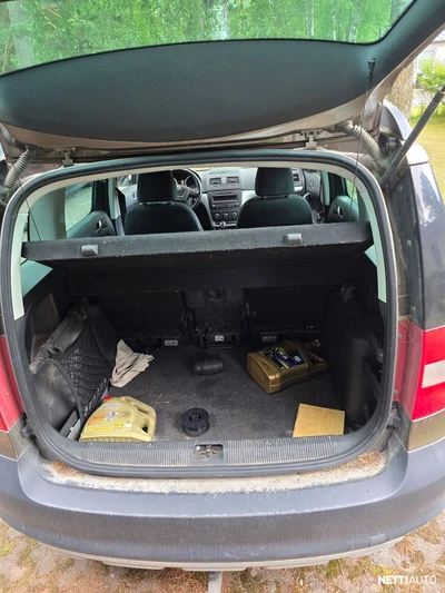 Skoda Yeti 1,6 TDI Adventure GreenLine 2011, kuva 6/6