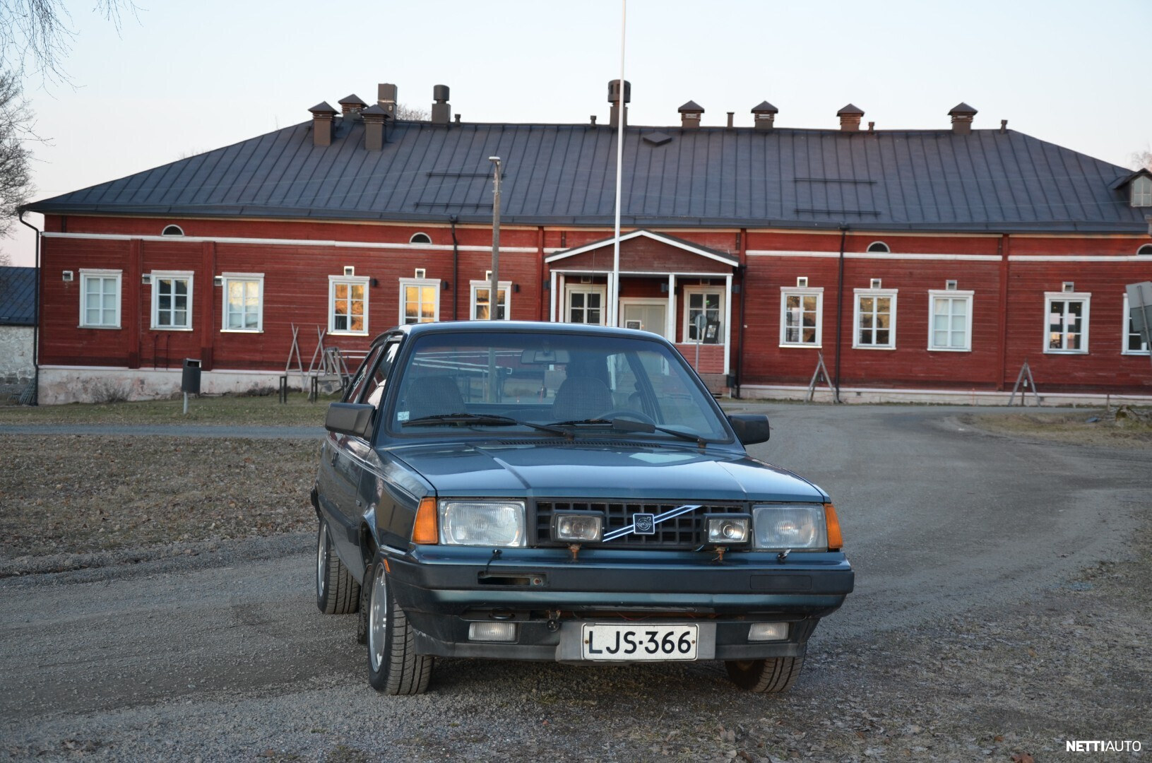 Volvo 360