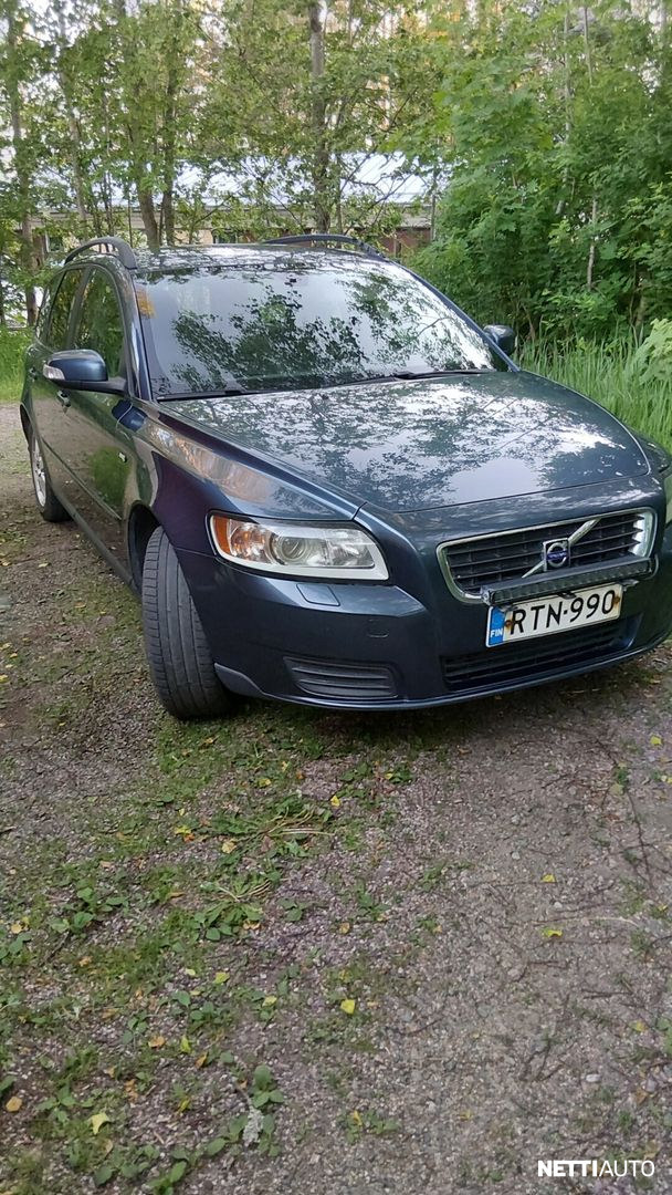 Volvo V50