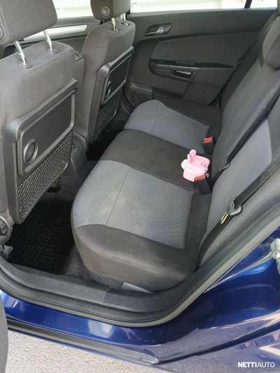 Opel Astra SportWagon. 2006, kuva 7/12