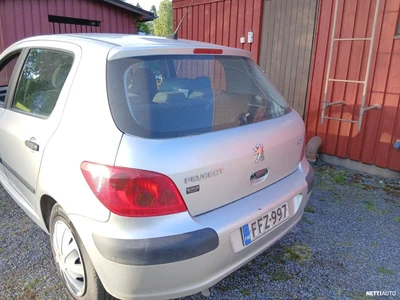 Peugeot 307 2003, kuva 7/9