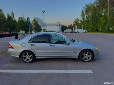Mercedes-Benz C 2004, photo 2/15