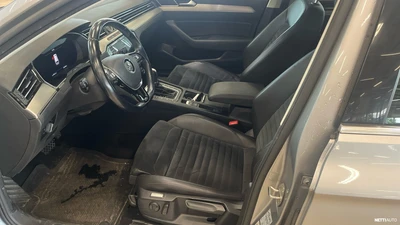 Volkswagen Passat 2019, kuva 2/3