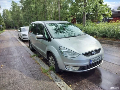Ford Galaxy 2009, photo 2/4