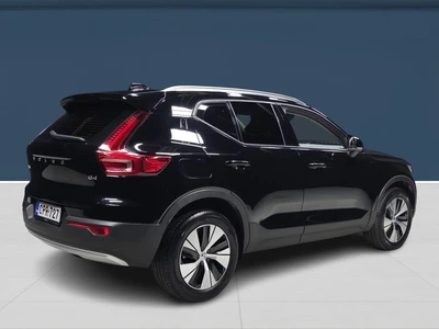 Volvo XC40 B4 MHEV Business Edition aut 2022, photo 4/10