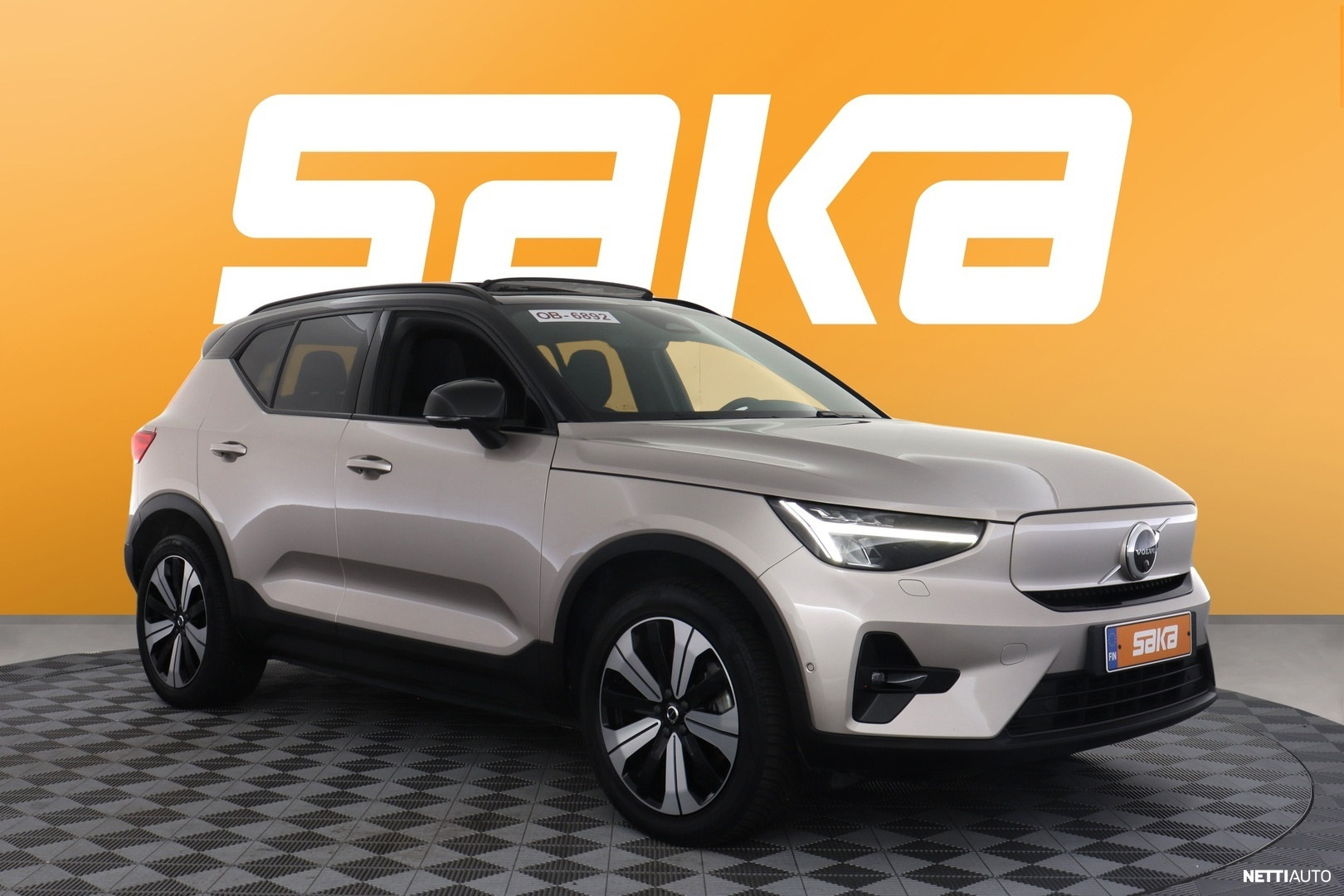 Volvo XC40