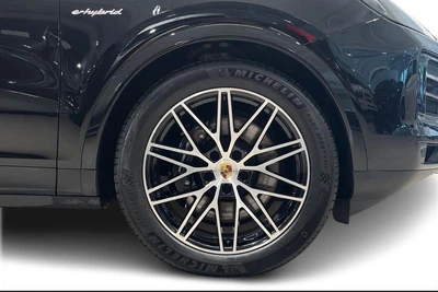 Porsche Cayenne 2024, kuva 7/28