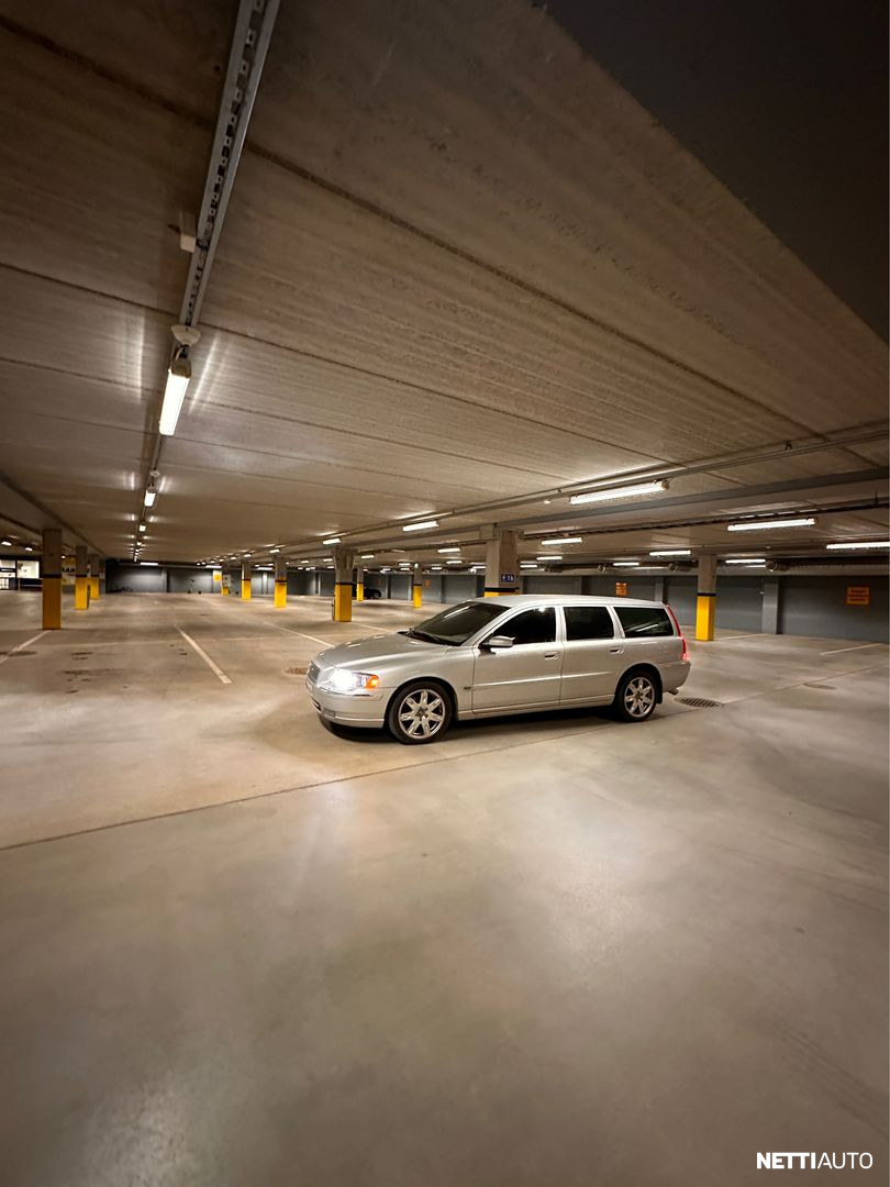 Volvo V70