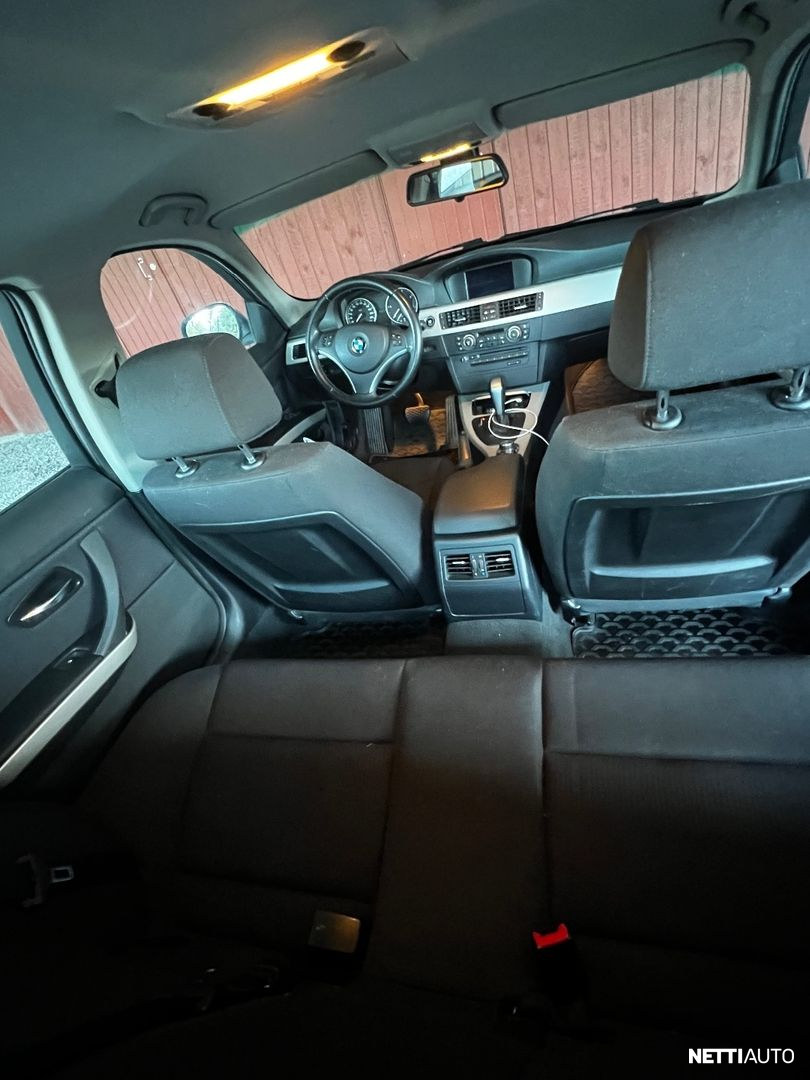 BMW 318 2012, photo 6/10