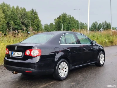 Volkswagen Jetta 2006, photo 6/13