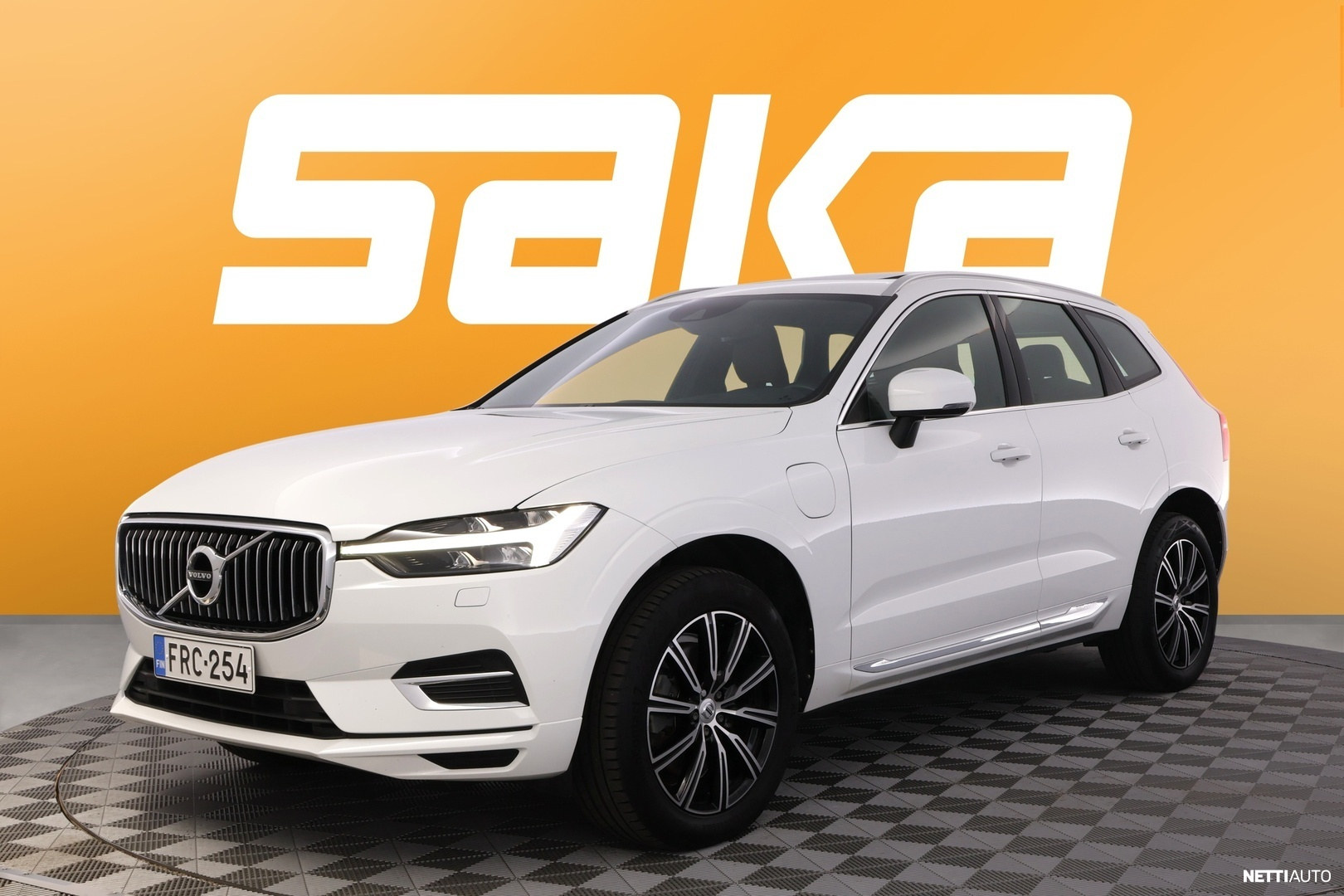 Volvo XC60 2021, photo 4/44
