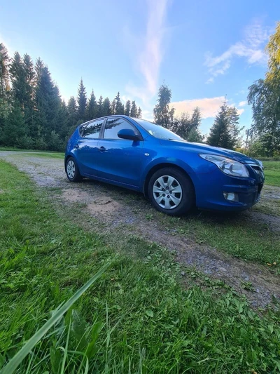 Hyundai i30 I30 1,6 Crdi 2009, kuva 4/10