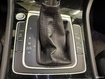 Volkswagen Golf 2018, kuva 8/8