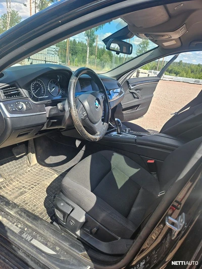 BMW 525 2013, photo 7/10
