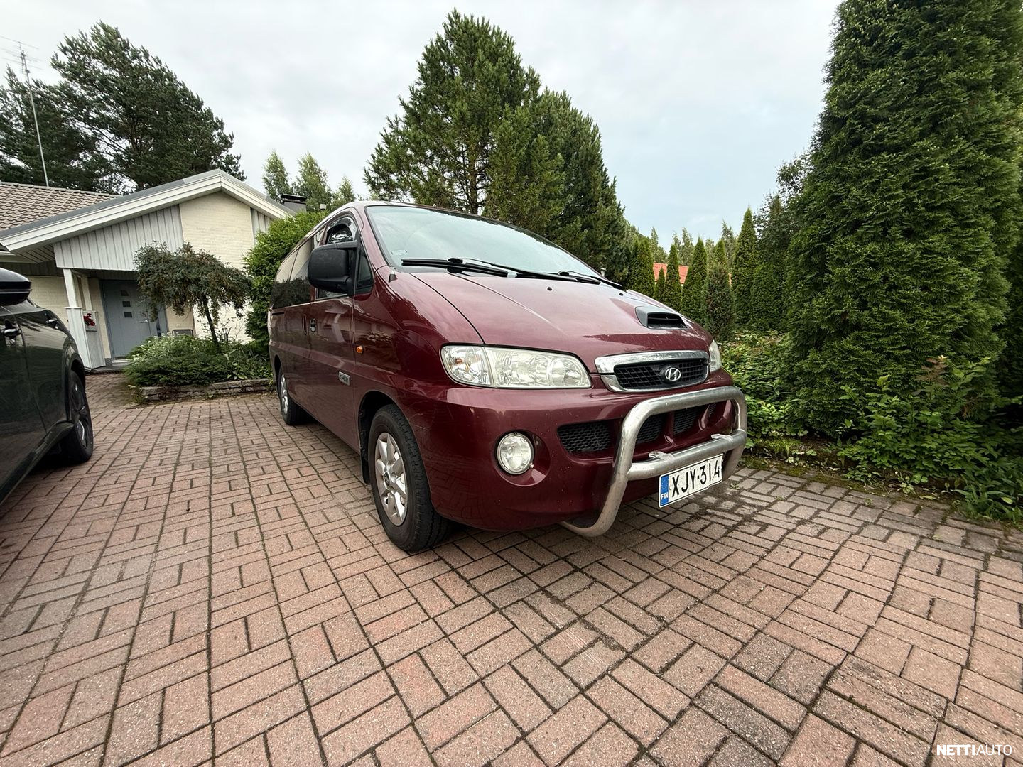 Hyundai H-1