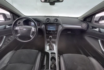 Ford Mondeo 2014, photo 7/32
