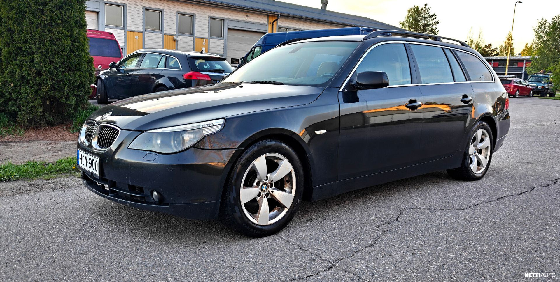 BMW 525