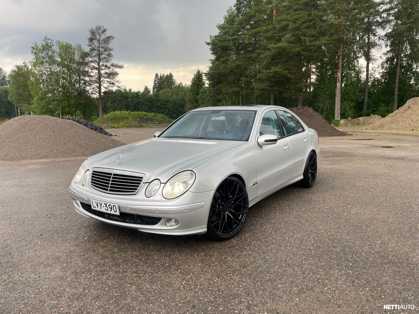 Mercedes-Benz E