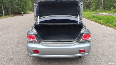 Mitsubishi Lancer 2007, kuva 5/12