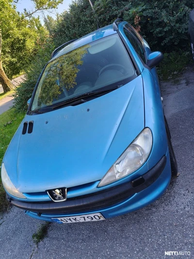 Peugeot 206 2003, photo 1/6